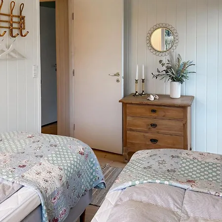 Amazing In With 3 Bedrooms And Wifi Holiday home Kerteminde