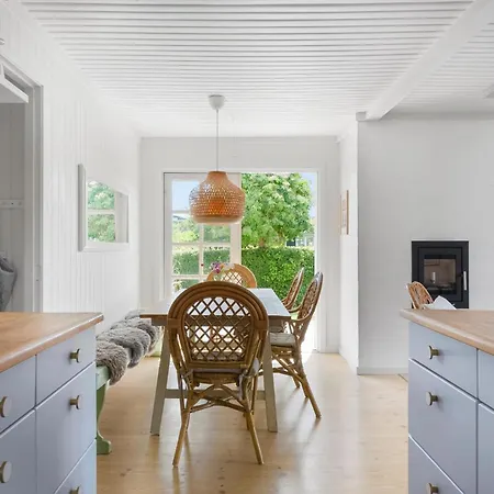 Prázdninový dům Lovely In With Wifi